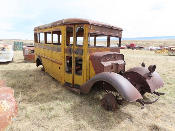 amazing-cool-1935-ford-short-school-bus-image-16