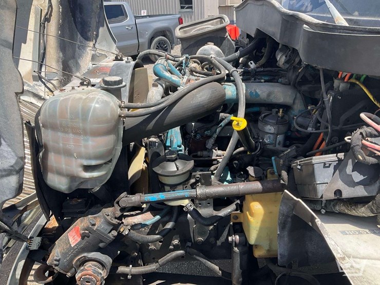 2006-international-durastar-4300-image-12