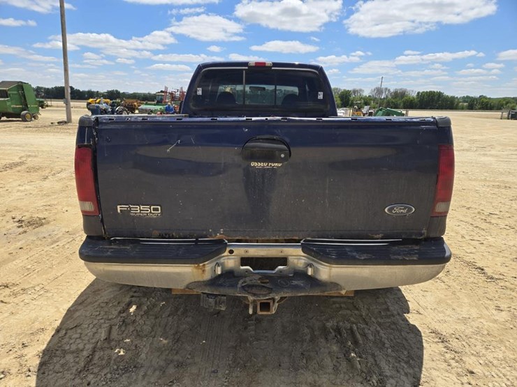 2001-ford-f350-image-15