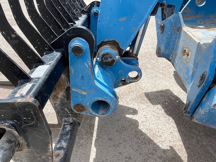 2019-genie-gth1256-image-40
