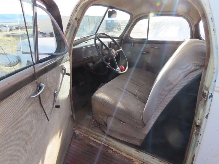 1937-chevrolet-coupe-image-16