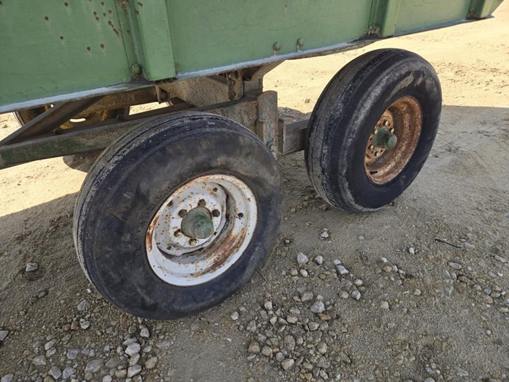john-deere-714-image-5