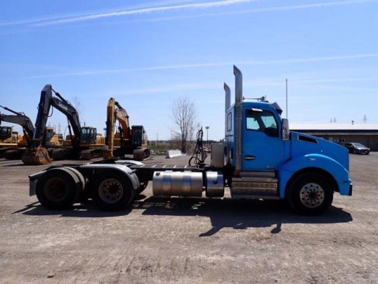 2019-kenworth-t880-image-4