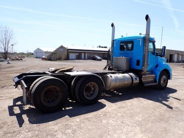 2019-kenworth-t880-image-5