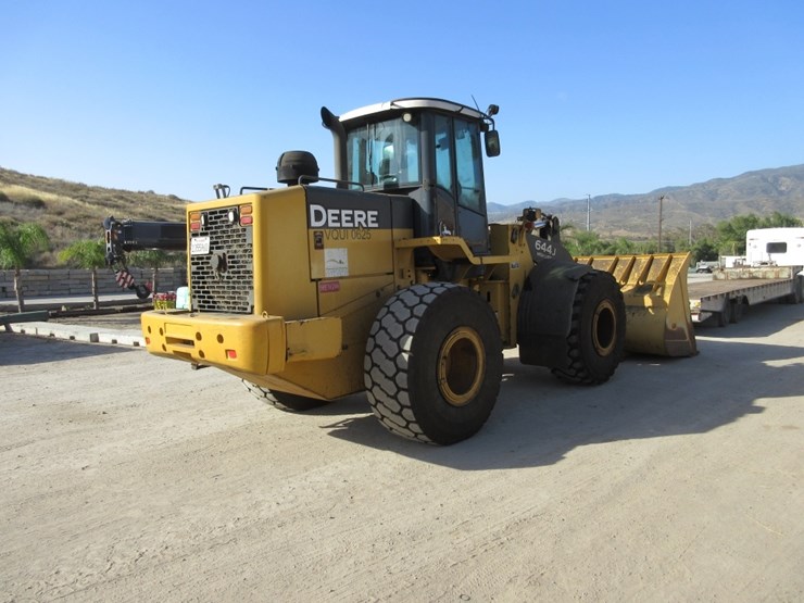 2006-deere-644j-image-3