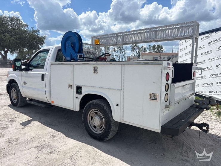 2015-ford-f350-image-4