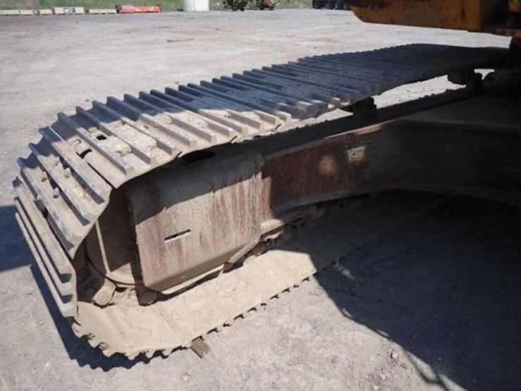 2004-deere-270c-lc-image-100