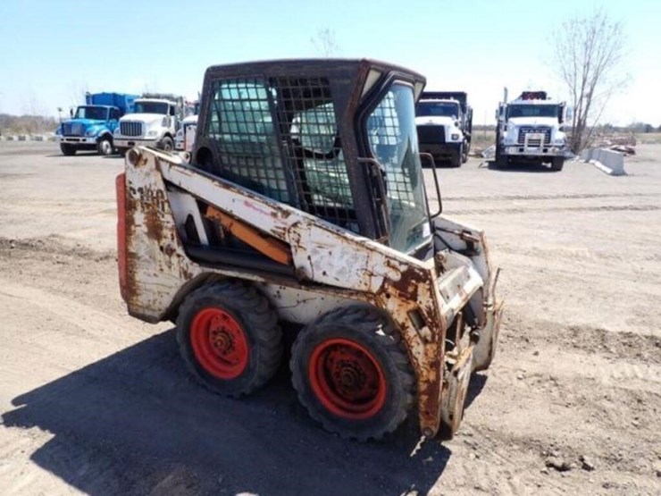 2007-bobcat-s100-image-3