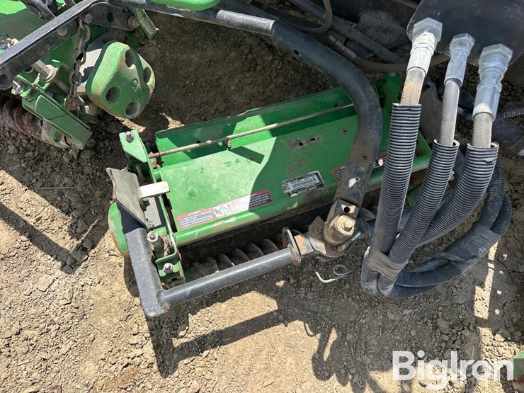 john-deere-3225c-image-17