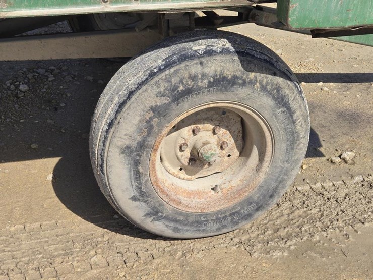john-deere-714a-image-11