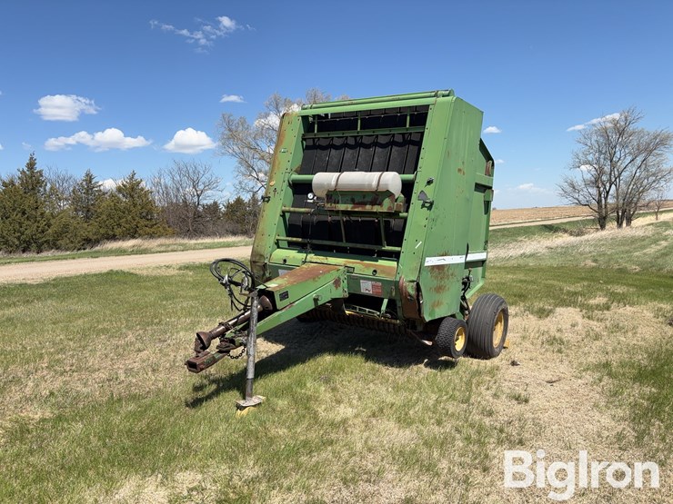john-deere-530-image-1