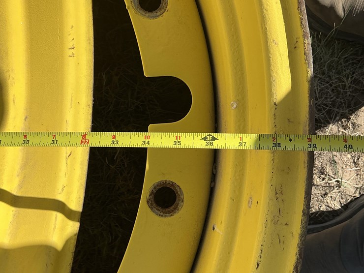 john-deere-38-image-12