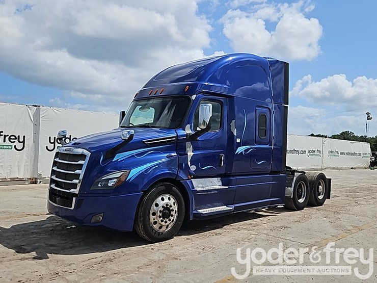 2019-freightliner-cascadia-125-image-1
