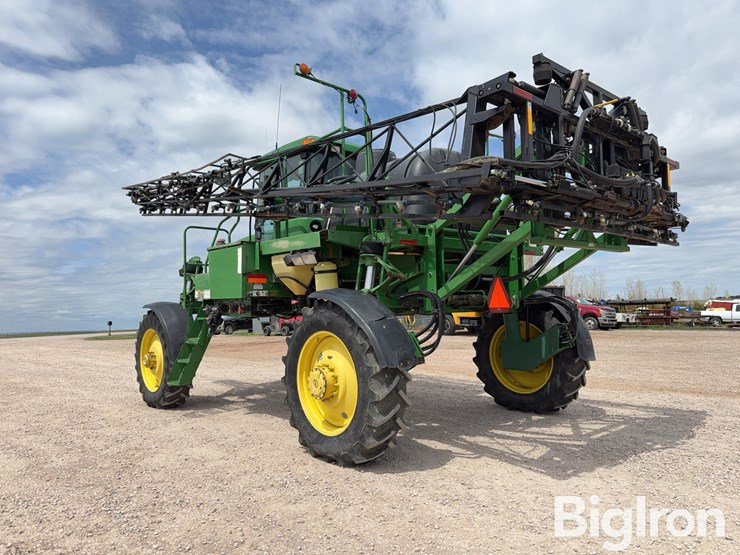 john-deere-4700-image-7