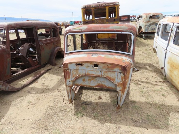 1930's-dodge-2dr-sedan-body-for-project-or-rod-image-2