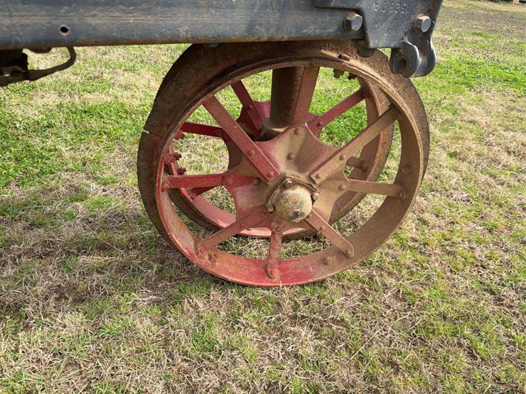 farmall-f-20-image-17