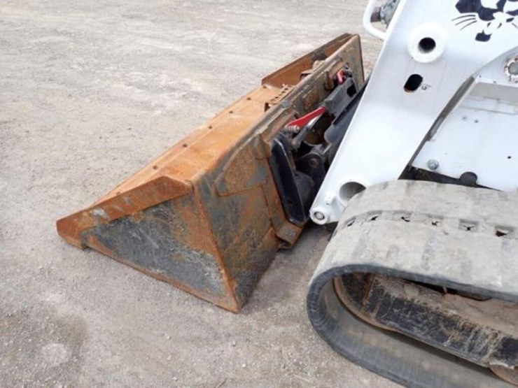 2021-bobcat-t770-image-22