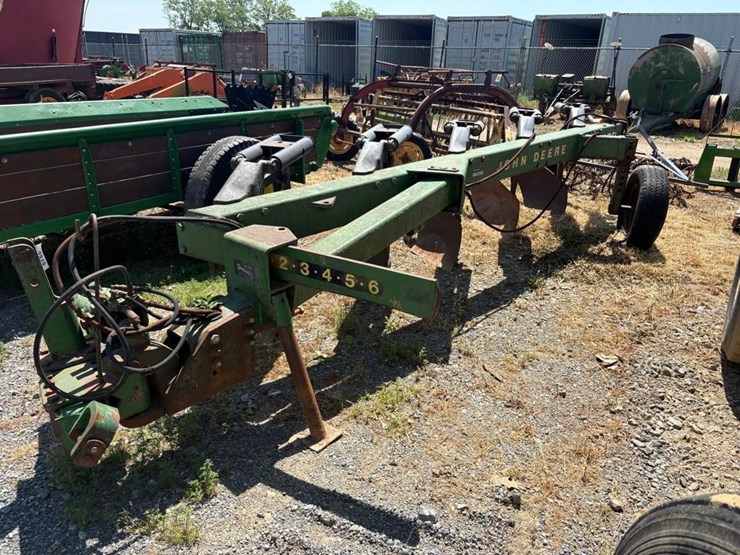 john-deere-2600-image-5