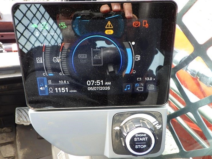 2024-kubota-svl75-3-image-29