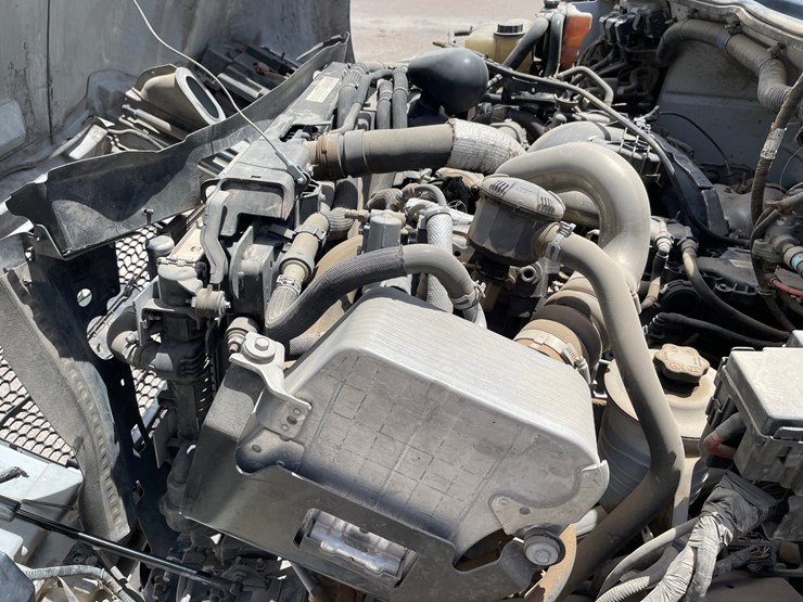 2019-ford-f750-image-36