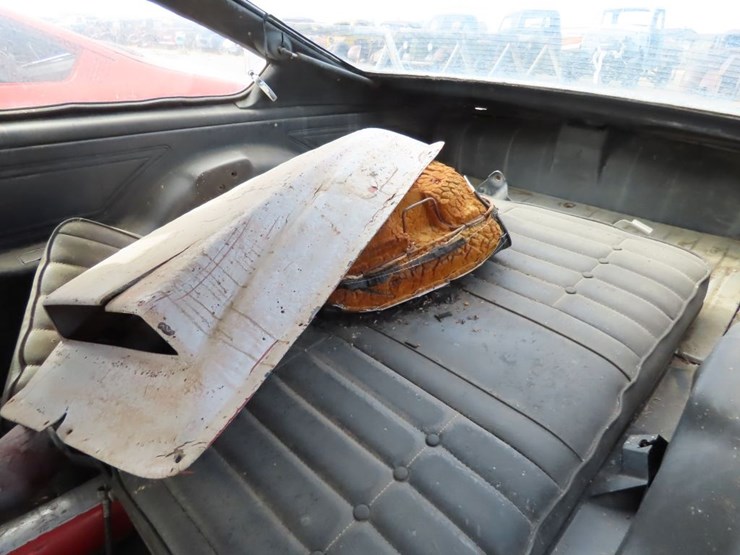 1975-chevrolet-vega-for-project,-restore-or-parts-image-8