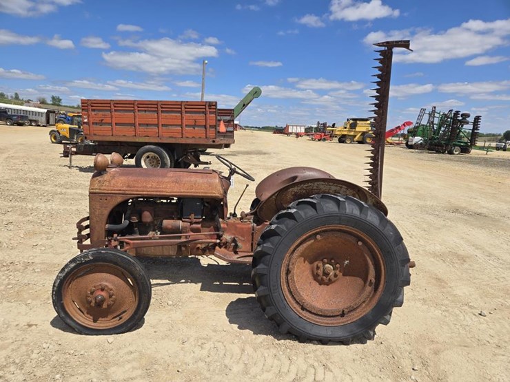 ford-8n-image-12
