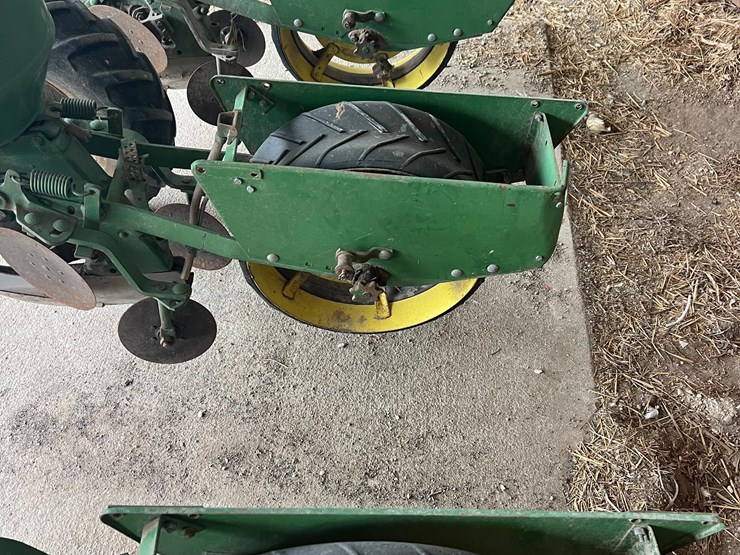 john-deere-model-a-image-16