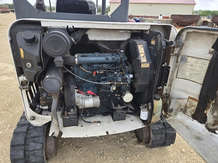 bobcat-335-image-21