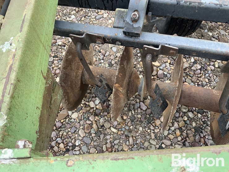 john-deere-331-image-18