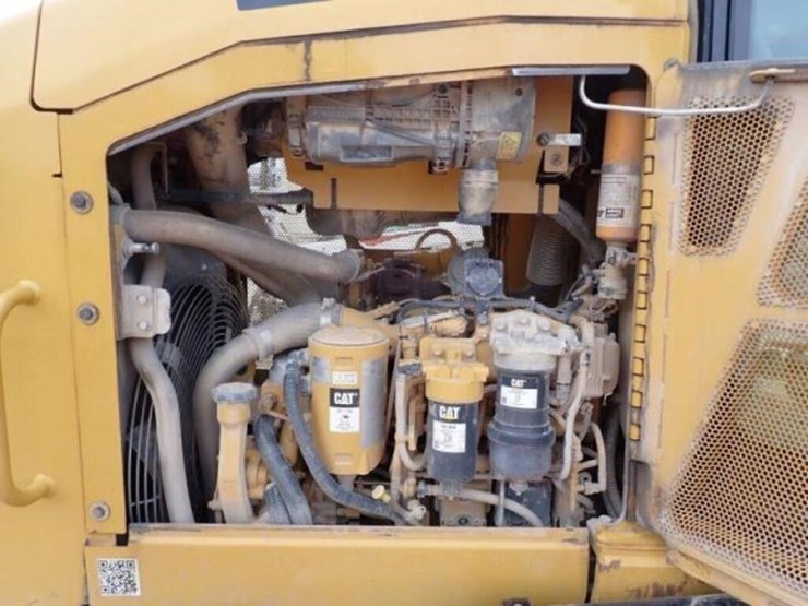 2018-caterpillar-d5k2-xl-image-54