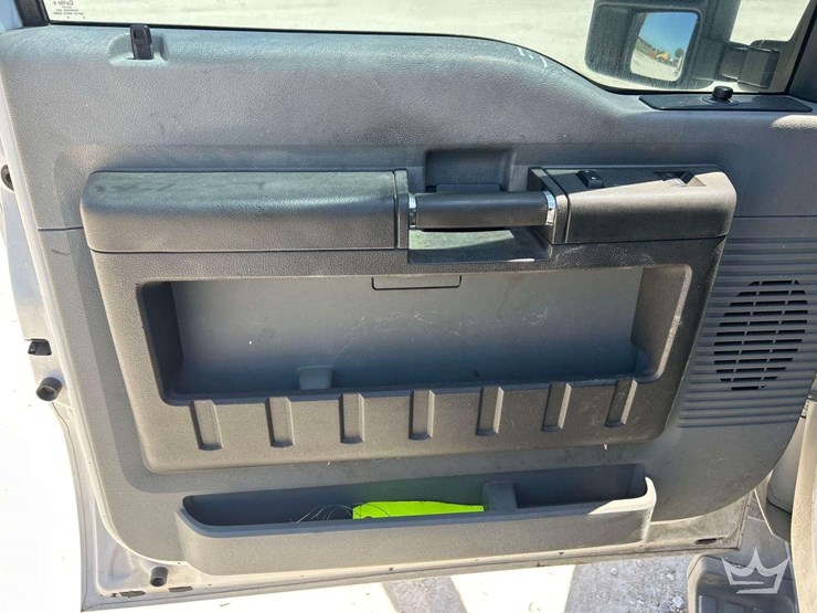 2014-ford-f350-image-17
