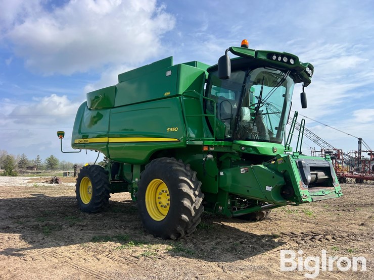 2012-john-deere-s550-image-3