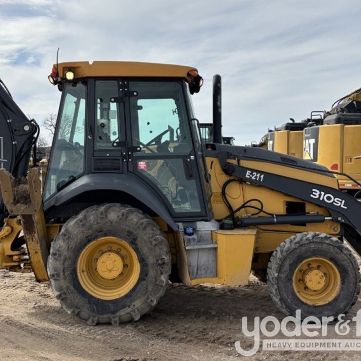 2020 DEERE 310SL
