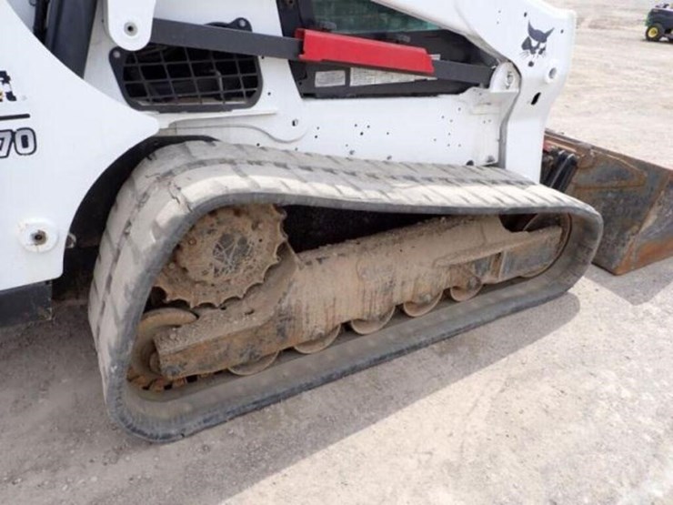2021-bobcat-t770-image-35