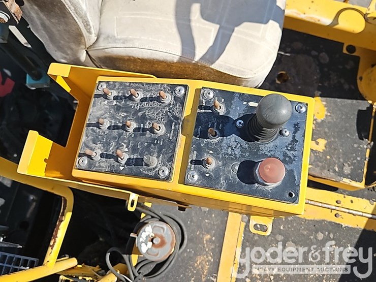 2018-roadtec-rp190e-image-31
