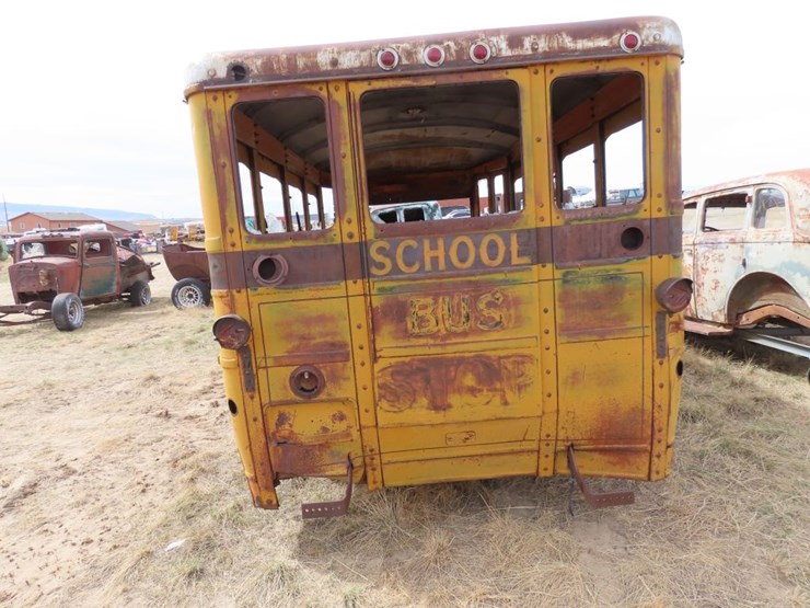 amazing-cool-1935-ford-short-school-bus-image-10