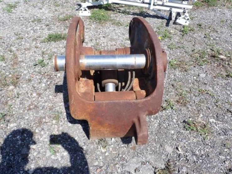 hydraulic-quick-coupler-image-2