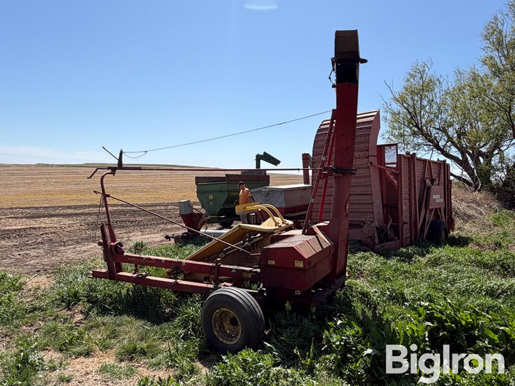 new-holland-718-image-8