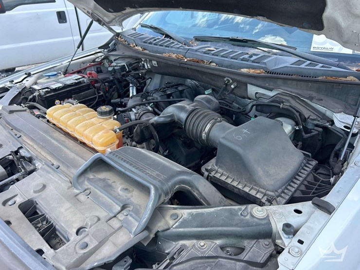 2016-ford-f150-image-8