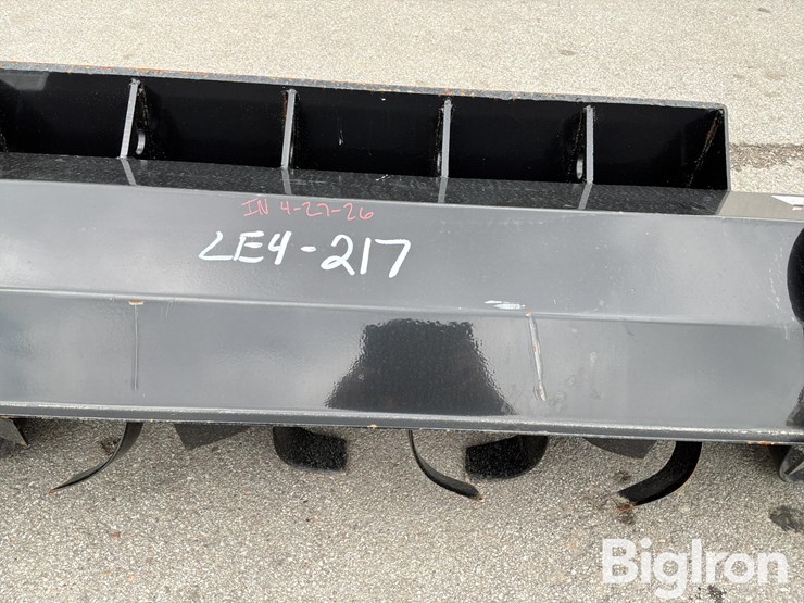 2026-massey-ferguson-730-image-14