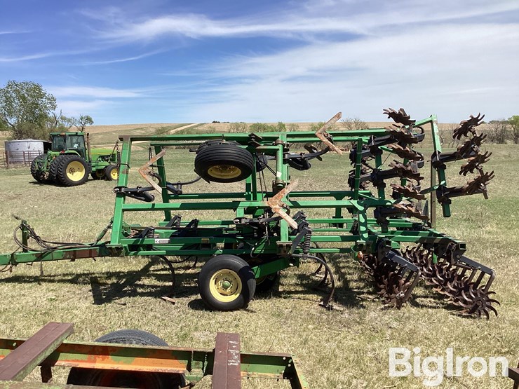 john-deere-550-image-8