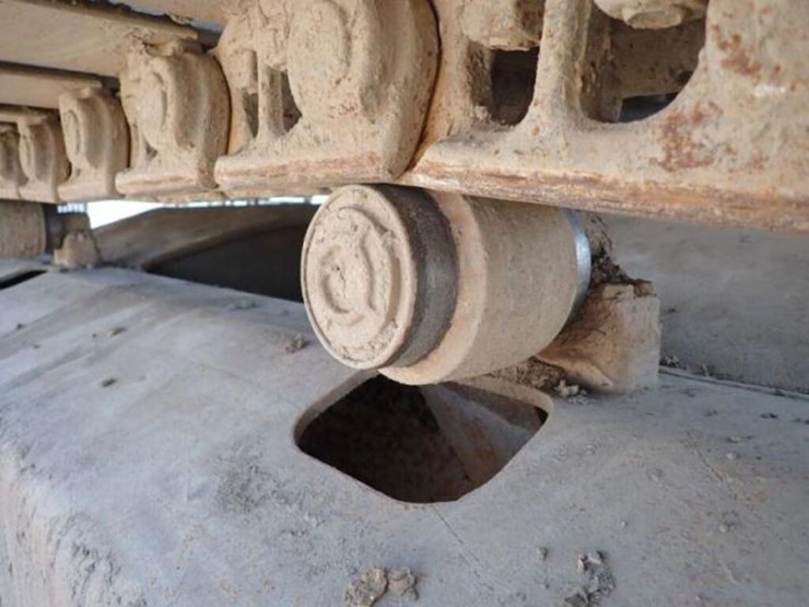 2004-deere-270c-lc-image-95