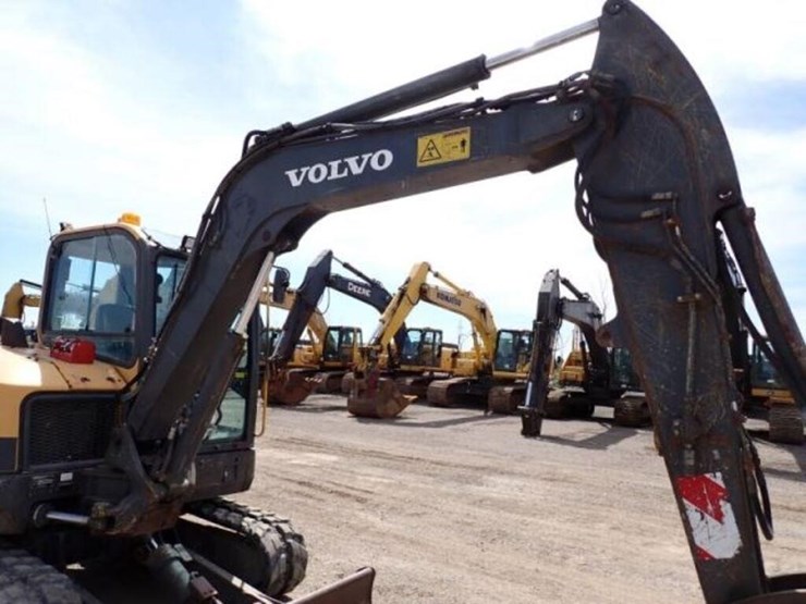 2015-volvo-ecr58d-image-33
