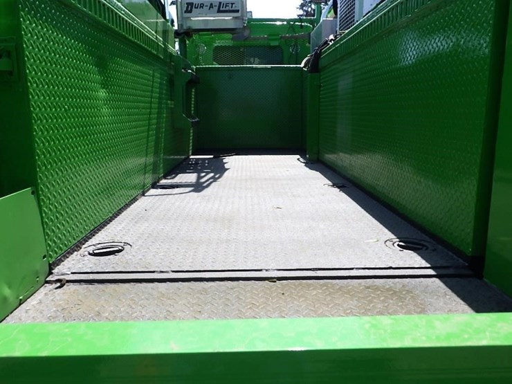 2006-kenworth-t800-image-11