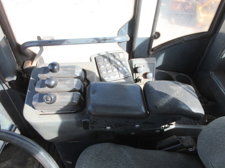 2006-deere-644j-image-8