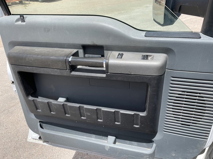 2019-ford-f750-image-30