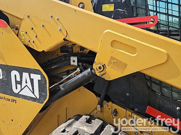 caterpillar-299d2-image-12