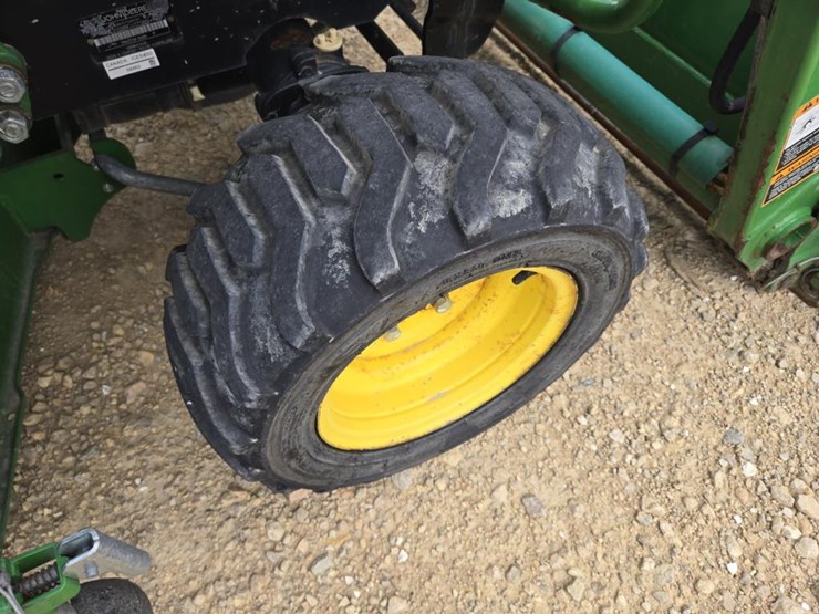 2018-john-deere-1025r-image-17