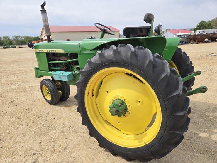 1961-john-deere-2010-image-10