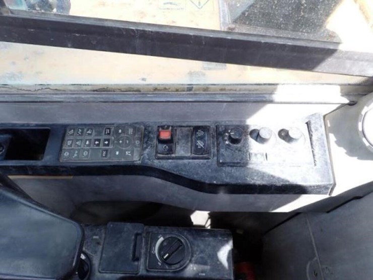 2015-volvo-ecr58d-image-14